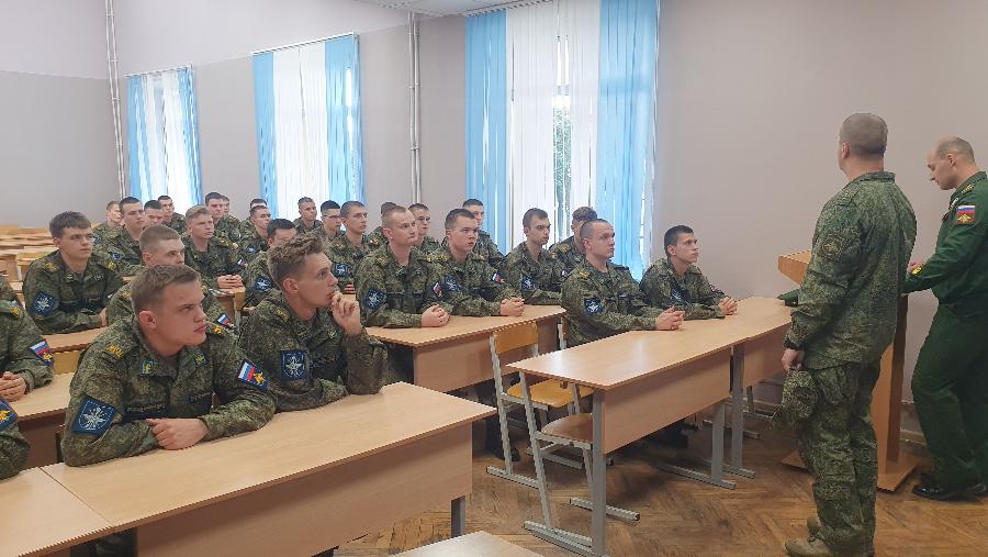 Агитационная работа с кандидатами для прохождения военной службы по контракту