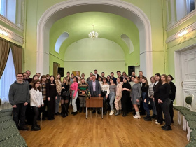 В преддверии Дня юриста студенты КГУ встретились с Президентом Адвокатской палаты Калужской области