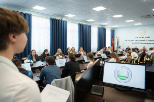 В КГУ прошёл Фестиваль проектов программы «Обучение служением» 