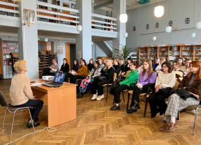 Знакомство студентов французского отделения с творчеством современных французских писателей